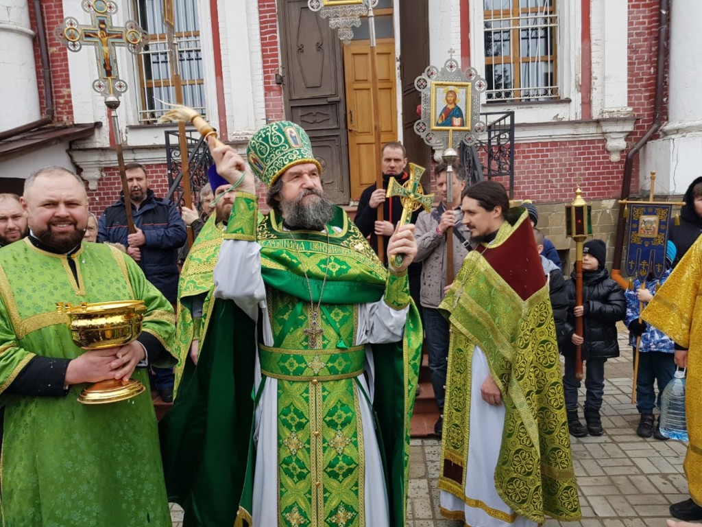 Храм Алексия Хотьково иконостас